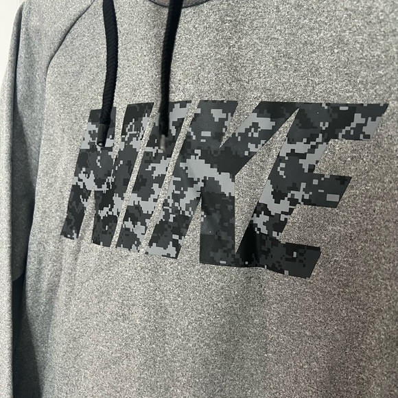 Nike Mens Dri Fit Therma Digital Camo Logo Training Hoodie Gray - Picture 3 of 5